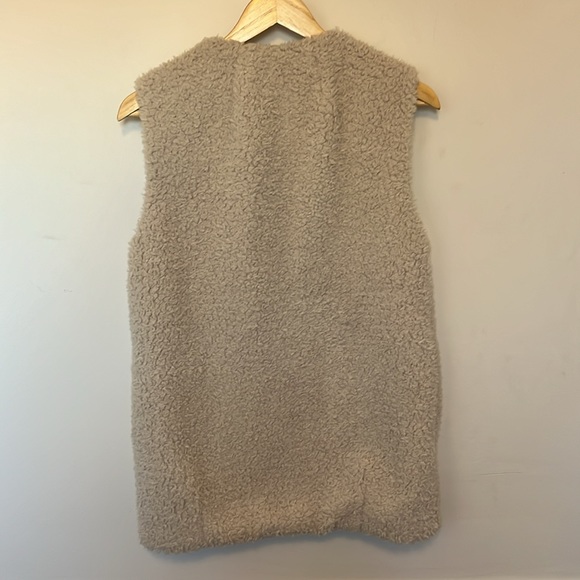 Aritzia Wilfred Sherpa best in beige size Small. - Picture 3 of 3